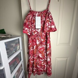 NWT Tractor Supply Pink Paisley Boho Dress Size Large Off Shoulder
